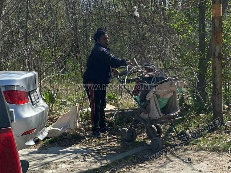 Роми налазиха разрушена сграда, арестуваха 8 души за кражби на метал