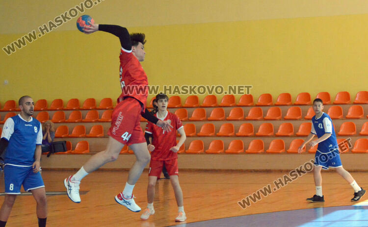  След две загуби в квалификациите  днес “Асти 91“ остава на 9-то място в хандбалното първенство за младежи