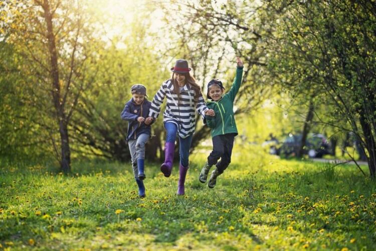 Слънчево и топло време в събота