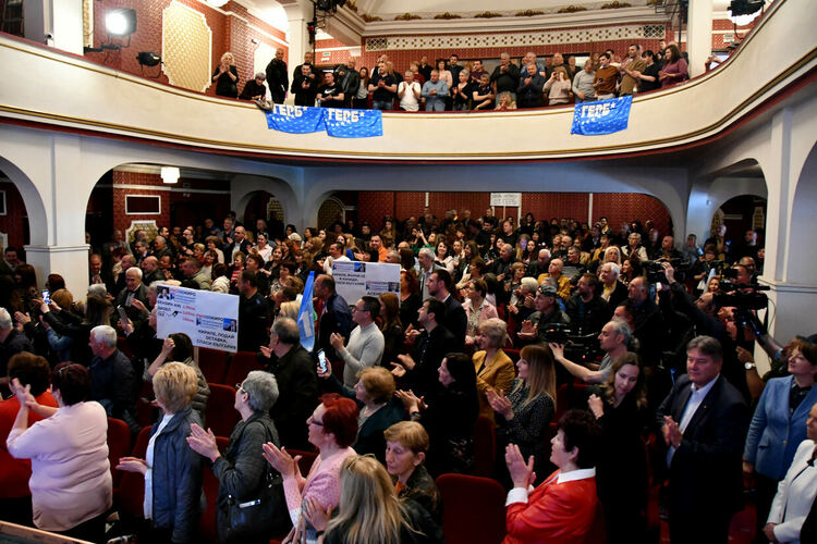 ГЕРБ от Хасково за правителството: Оставка и съд!