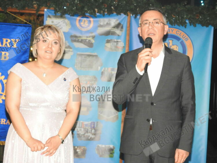 Приветствие от Хасан Азис