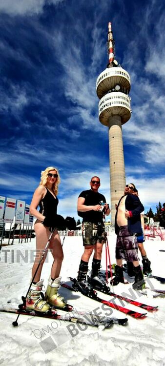 Десетки красавици и Аполони по бански закриха сезона на Пампорово