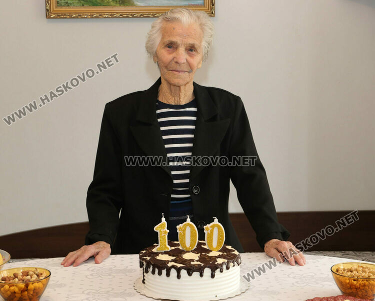 Трудолюбие и честност: един достоен човешки живот на 100- годишната Катерина Янева