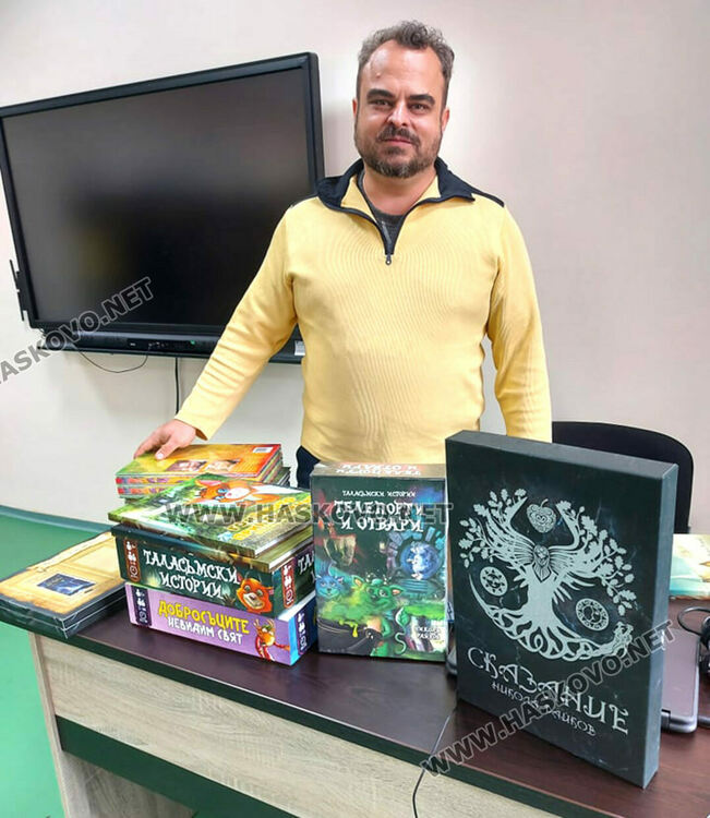 Авторът на приказки-игри Никола Райков гостува в “Шандор Петьофи”