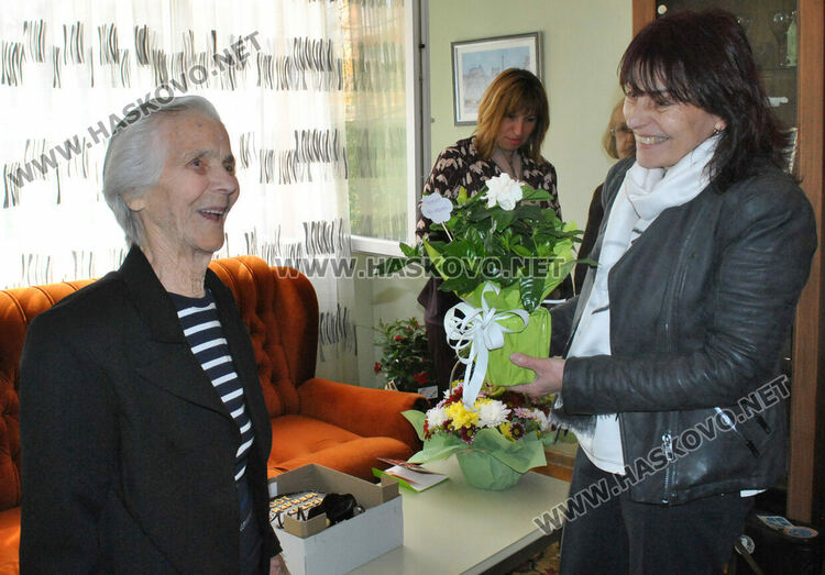 Трудолюбие и честност: един достоен човешки живот на 100- годишната Катерина Янева