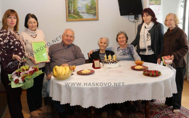 Трудолюбие и честност: един достоен човешки живот на 100- годишната Катерина Янева