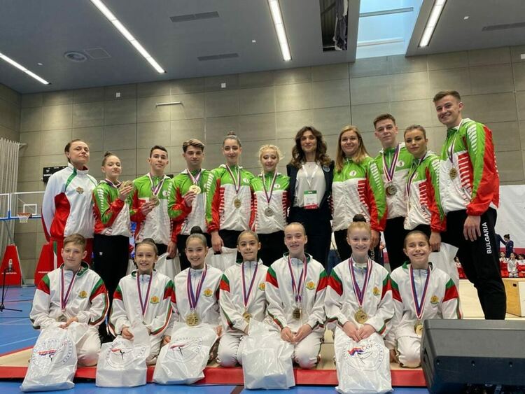 Силно представяне на „Мега спорт“ в открития турнир по спортна аеробика в Чехия