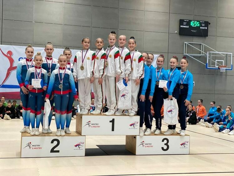 Силно представяне на „Мега спорт“ в открития турнир по спортна аеробика в Чехия