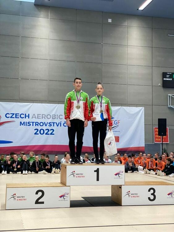 Силно представяне на „Мега спорт“ в открития турнир по спортна аеробика в Чехия