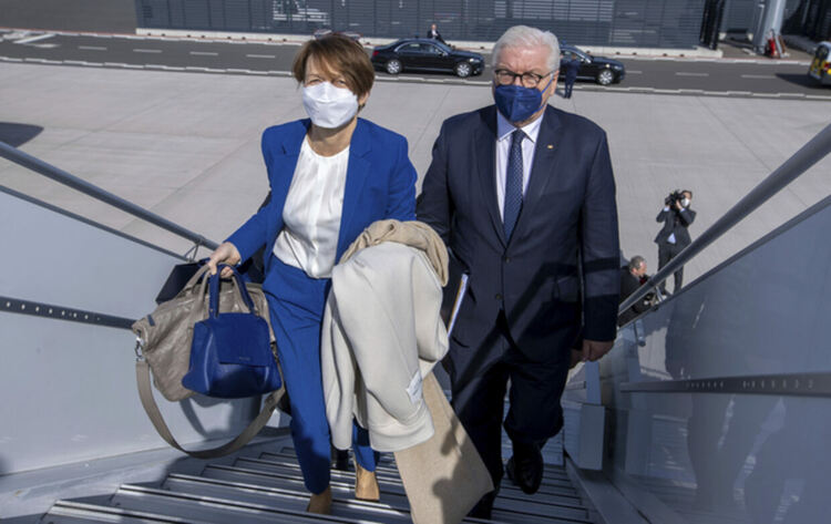 Германска парламентарна делегация потегли към Украйна