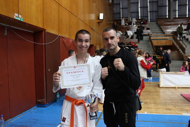 Шест медала за СК "Хамон" - Асеновград от състезание в Севлиево