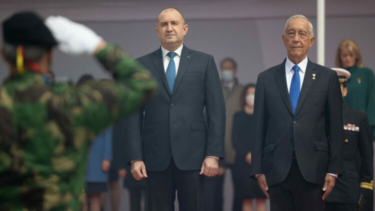 За новата архитектура на сигурност в Европа говори Радев в Португалия