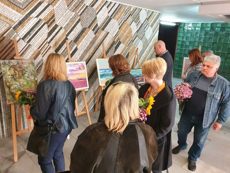 Художниците откриха Великденска изложба