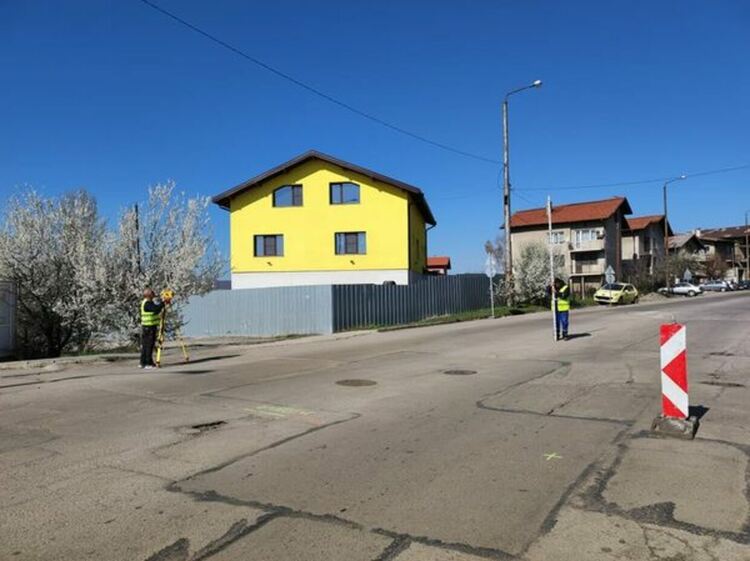 Стартираха дейностите по ремонта на улица &bdquo;Освобождение&ldquo; в кв. Тева