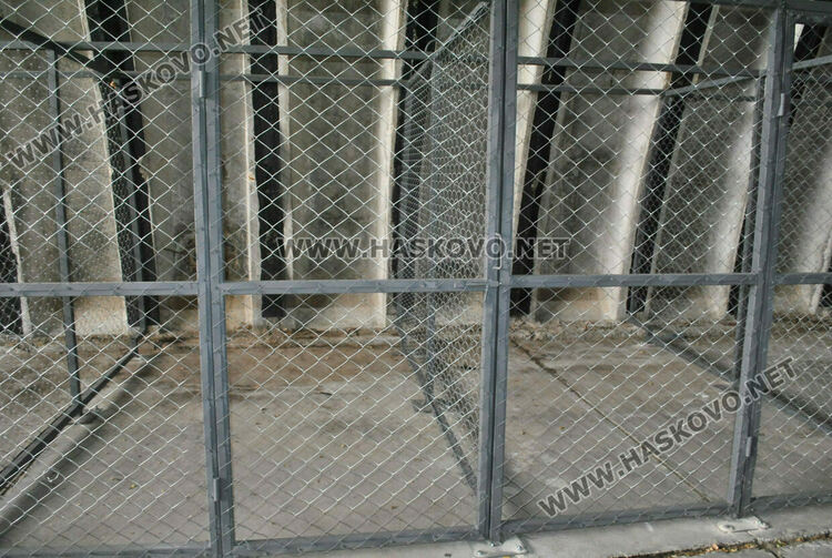 БАБХ: Общината иска увеличаване капацитета на кучешкия приют, но не е готов