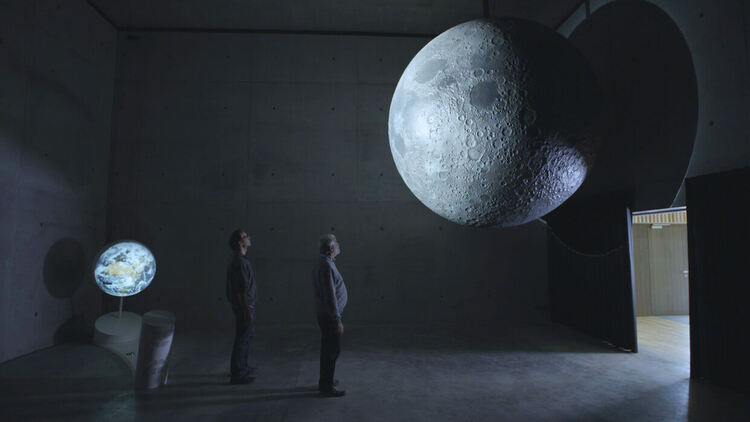 Още акценти през април по еТВ