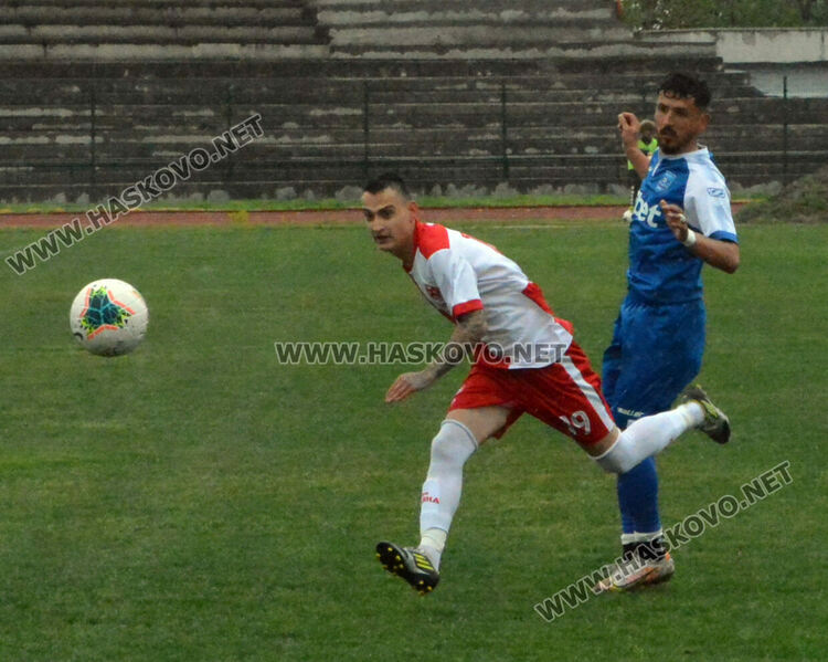 “Саяна Хасково” победи “Левски” (Карлово) с 2:0