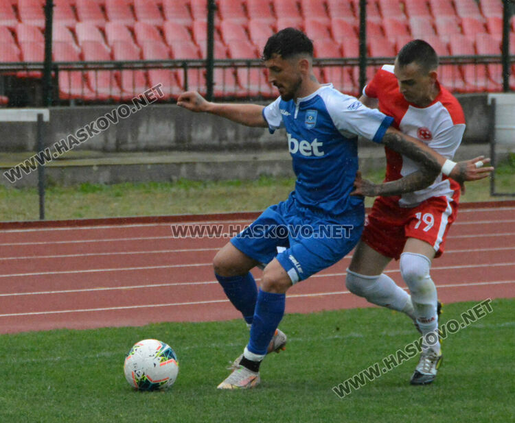 “Саяна Хасково” победи “Левски” (Карлово) с 2:0