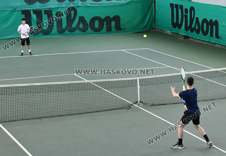 Тенисисти от 6 континента се включиха в турнир в Хасково