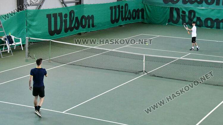Тенисисти от 6 континента се включиха в турнир в Хасково