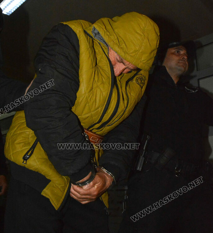 Домашен арест за овчаря, намушкал съсед във вилна зона „Каменец“