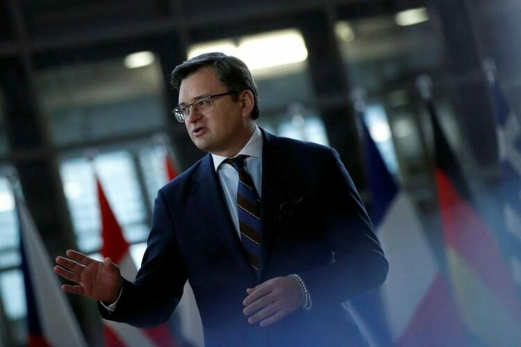 Министърът на външните работи на Украйна Дмитро Кулеба пристигна в България