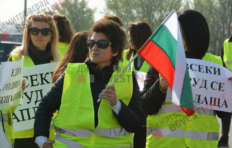 Протест на пътните строители. Ще затварят днес пътя между Димитровград и Хасково
