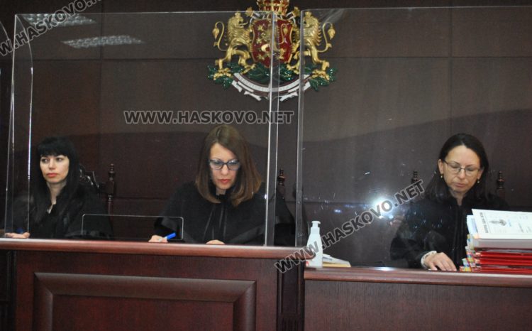 Отложиха делото за такса смет в Хасково заради болни адвокати