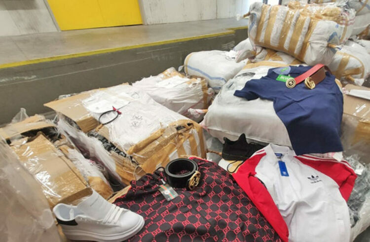 снимки: Агенция Митници