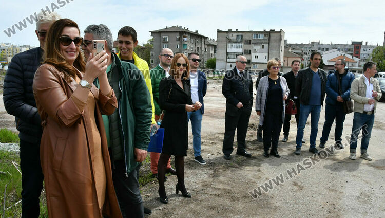 Започна строителството на Ритейл парк „Хасково“, осигуряват над 150 работни места