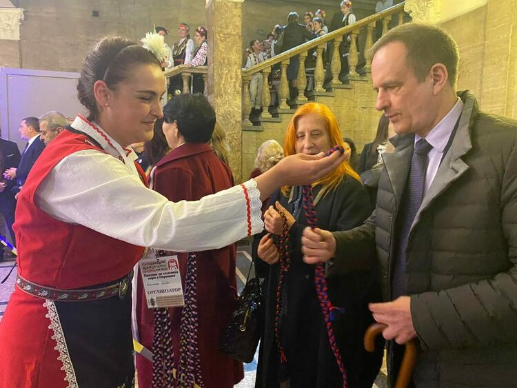 Кметът на Община Перник Станислав Владимиров и екипът му се срещнаха с посланиците на Монголия, Сърбия и Палестина