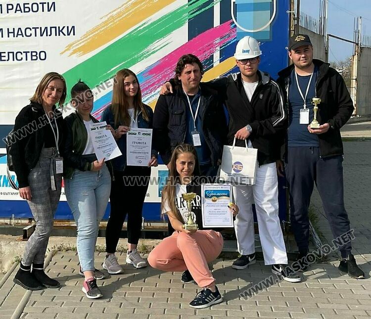 Анелия Петрова и Марин Данев от Хасково сред победителите на състезанието „Млад строител“