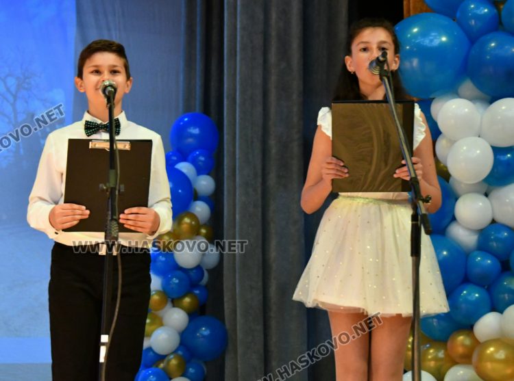 Президентът Румен Радев на 50-годишния юбилей на ПМГ-Хасково: За първи път сънувах речта си!