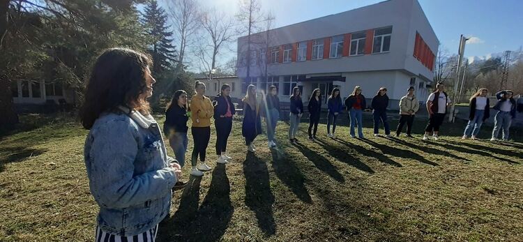 Младежи от 9 града обмениха опит в сферата на младежките дейности 