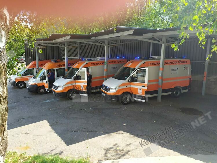 50 000 пациенти годишно обслужва ЦСМП-Кърджали, денонощно дежурят 13 екипа спешни медици
