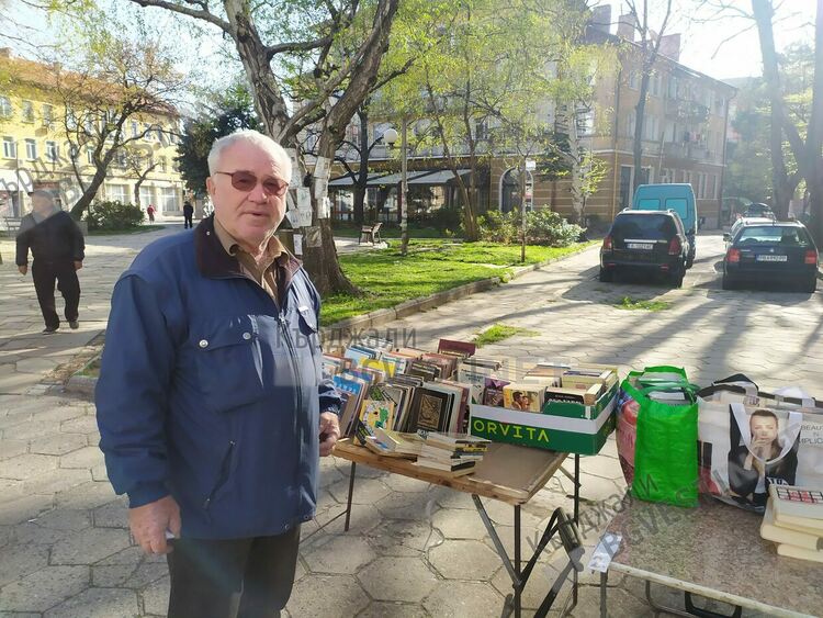 Иван Михайлов