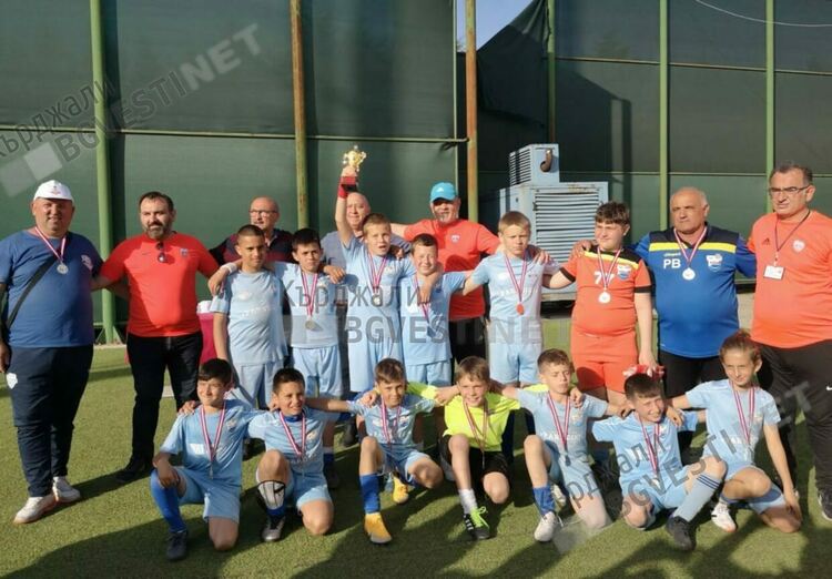 Футболна академия "Арда 1924" и ÇORLU BELEDIYE FK сключиха договор за сътрудничество, нашите деца спечелиха приятелския турнир