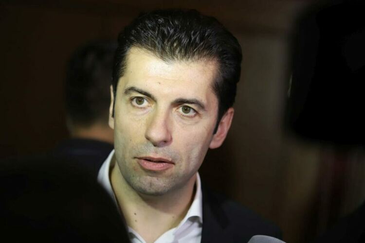 Петков: Спирането на газа е грубо нарушение и шантаж