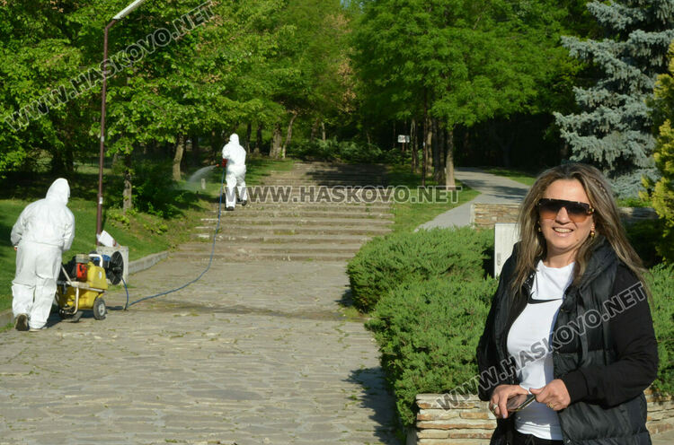 Пръскаха срещу кърлежи на „Ямача“