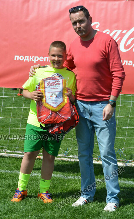 ФК „Свиленград“ вдигна купата от турнира „Децата и футболът“
