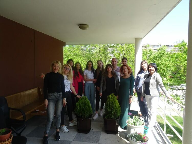 Служители и съдии от Районен съд-Кърджали отбелязаха Международния ден на Земята