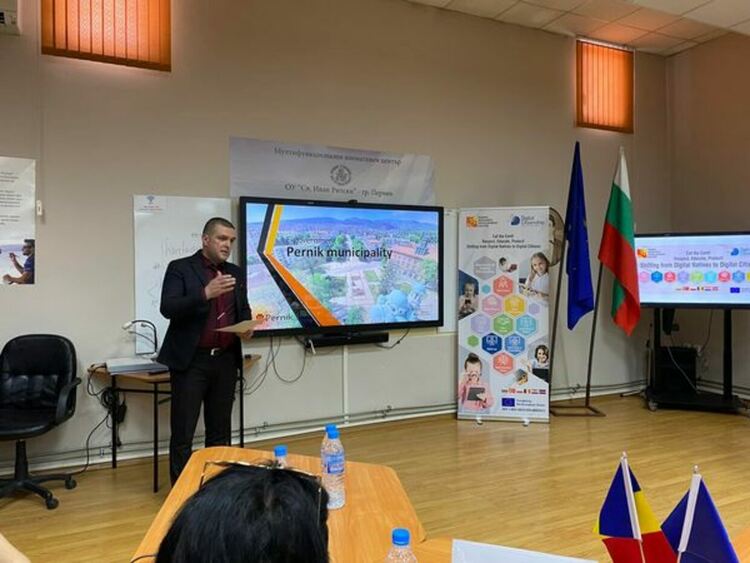 ОУ „Св. Иван Рилски“ гр. Перник е домакин на първата партньорска среща по проект на програма „Еразъм+“