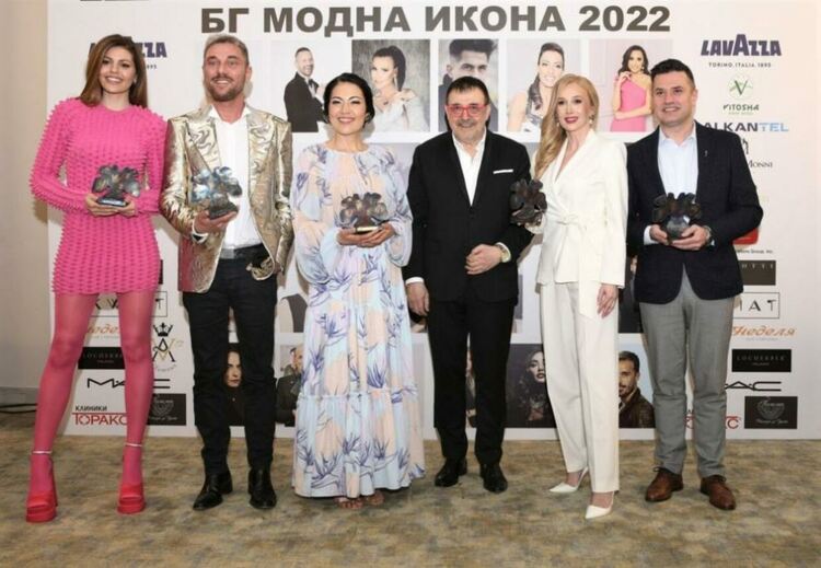 Мария Бакалова е сред призьорите на „БГ модна икона 2022“