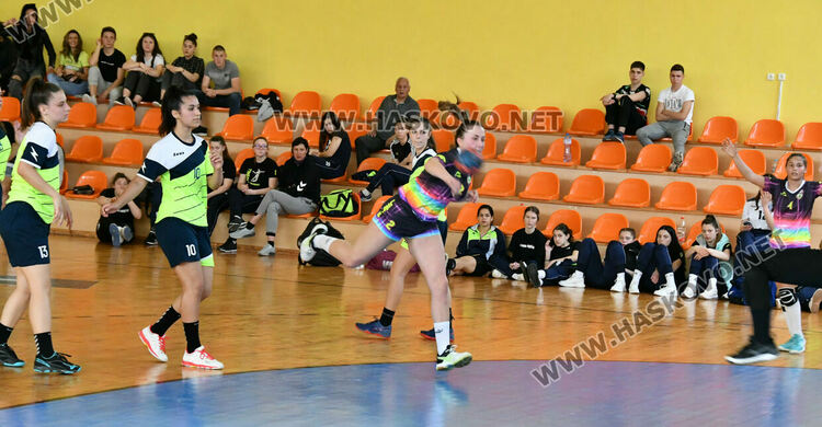 Хандбалистките на Хасково ще спорят за бронзовите медали в Държавното първенство