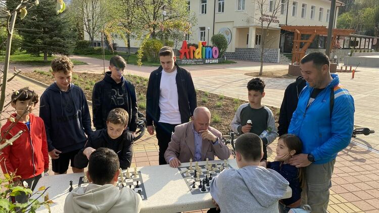 На нова придобивка се радват любителите на шахмата в Ардино 