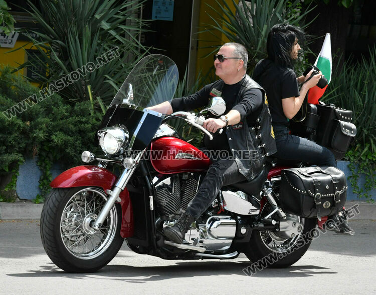 Рокерско шоу и състезателни стартове в Харманли