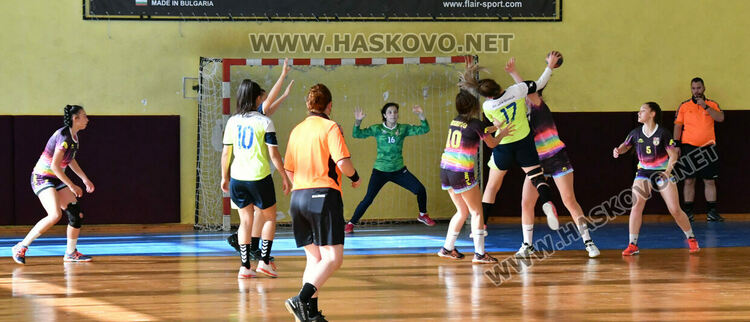 Хандбалистките на Хасково ще спорят за бронзовите медали в Държавното първенство