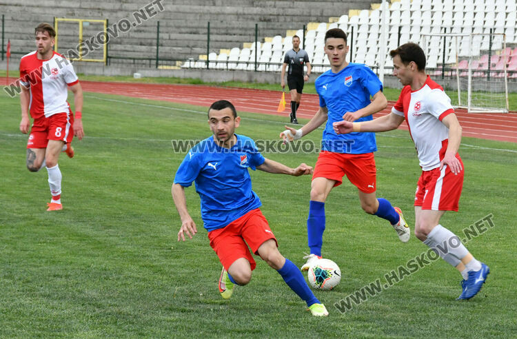 “Саяна Хасково” с домакински успех над “Асеновец” с 3:1