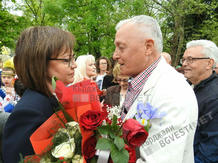 Корнелия Нинова в Кърджали: Голямата част от българския народ не желае да изпращаме оръжие на Украйна