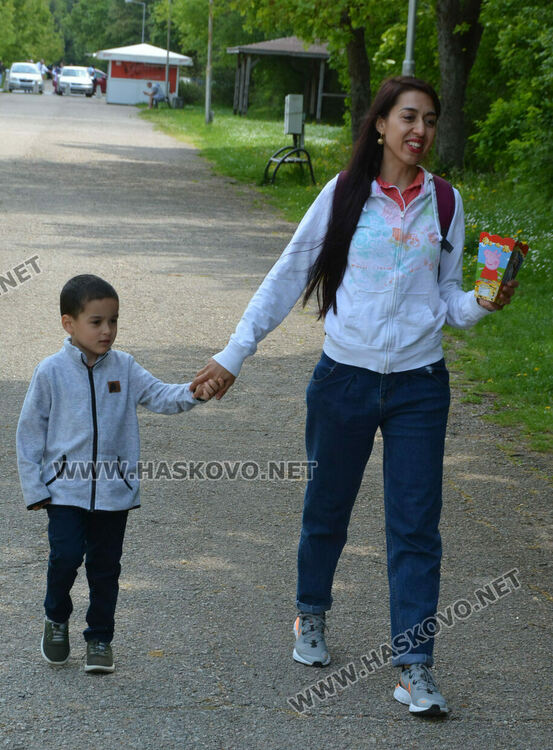 Изпочупиха лодката в езерото в “Кенана”